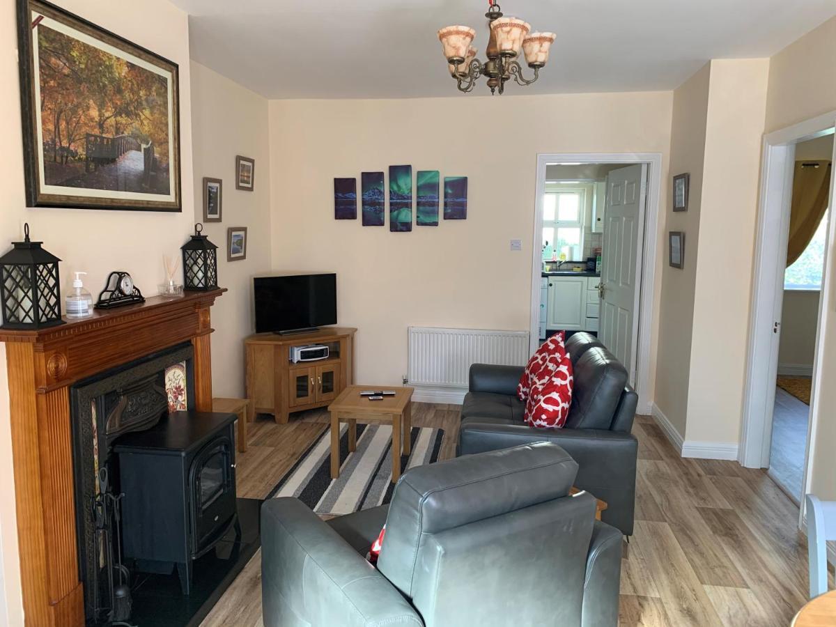 Mayfield House Holiday Home Ballinrobe Esterno foto