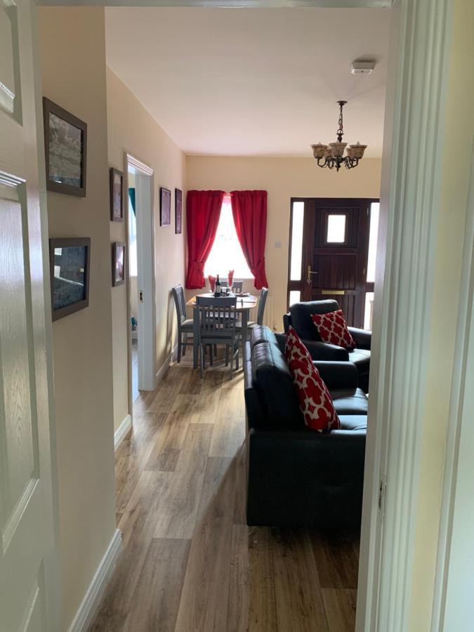 Mayfield House Holiday Home Ballinrobe Esterno foto